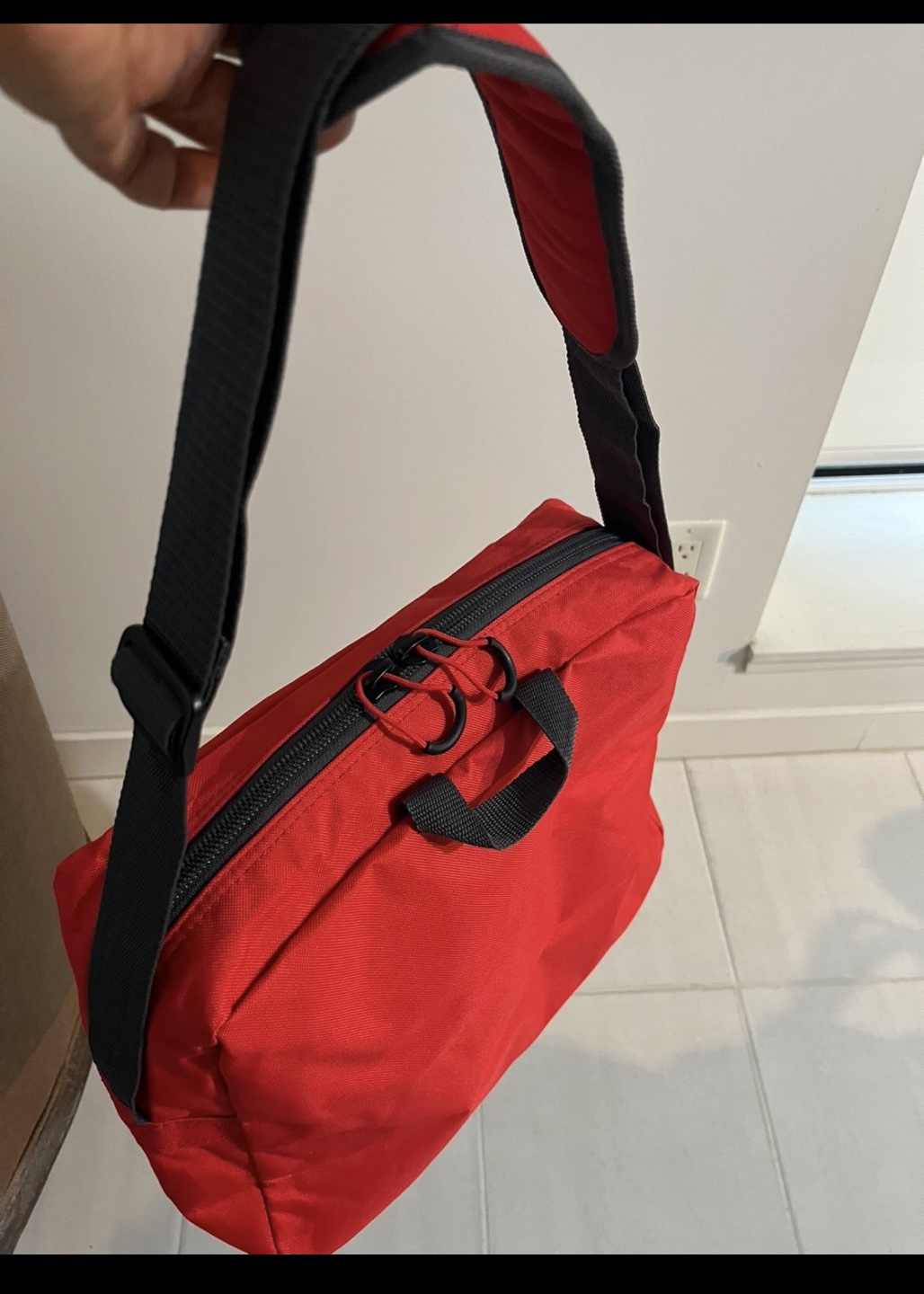 Puma Red Shoulder Bag - photo 3