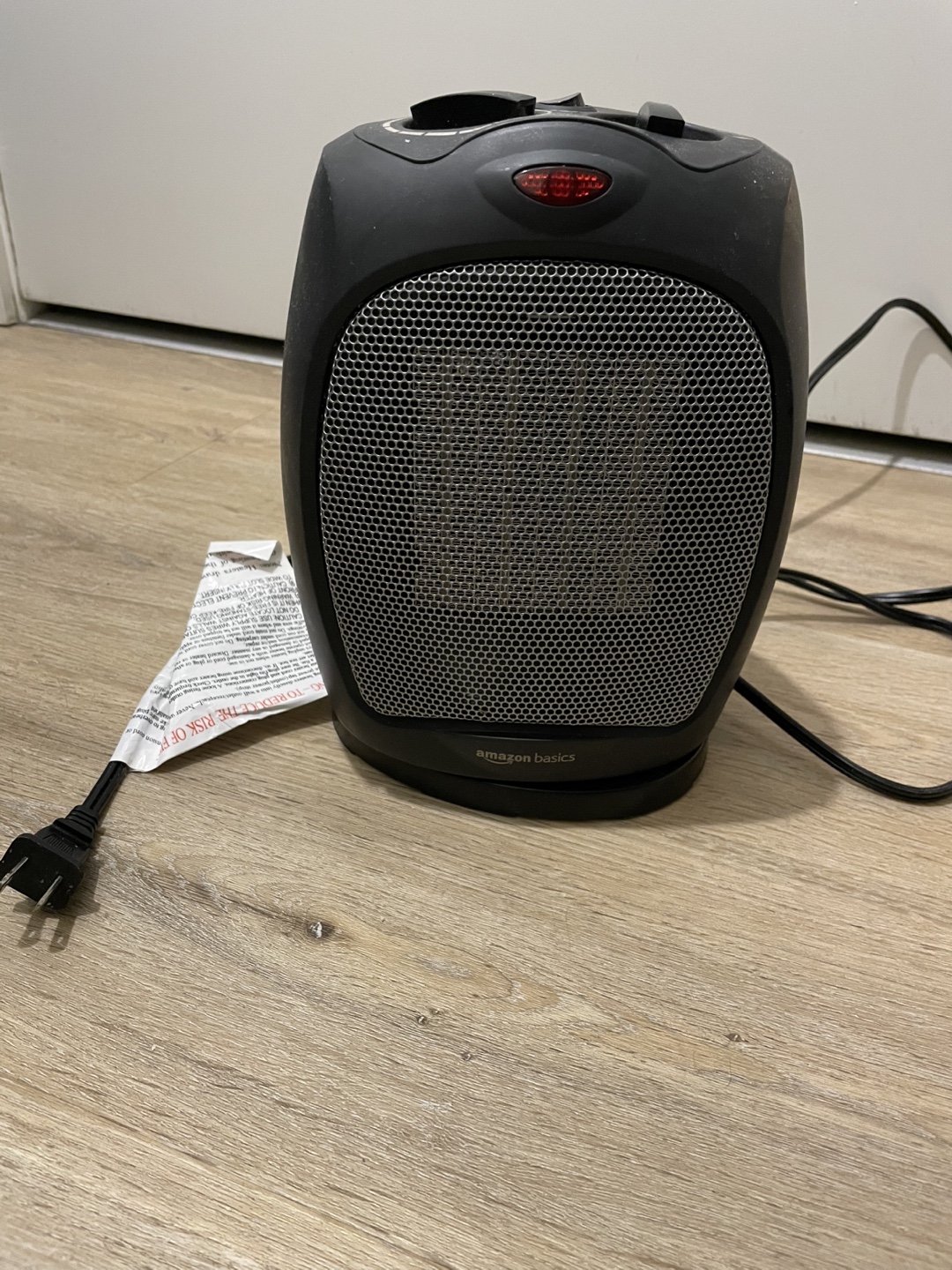 Amazon Basics Ceramic Heater