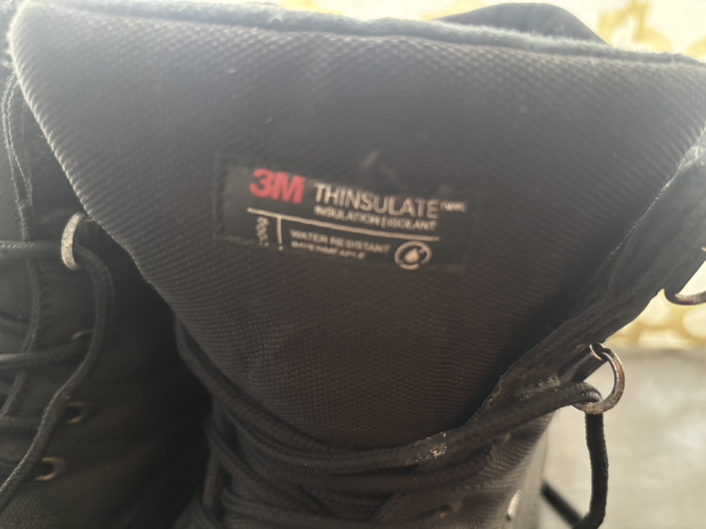 Men's Size 8 Black Winter Boots with 3M Thinsulate - photo 2