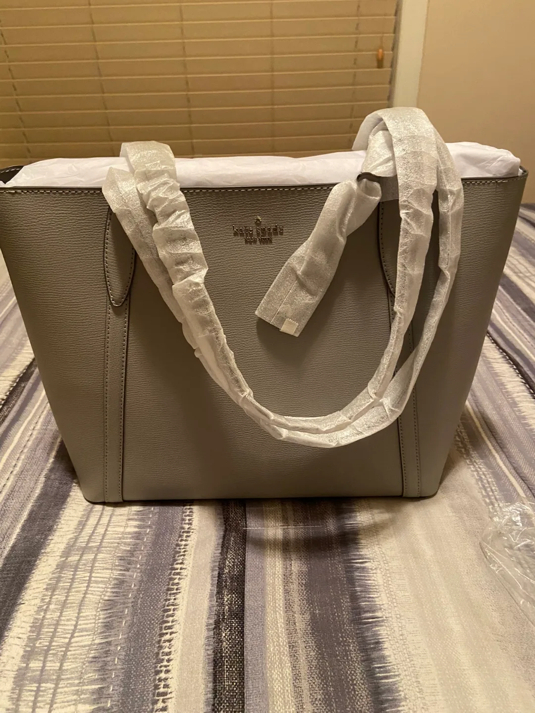 Kate Spade Purse image indicator(2)