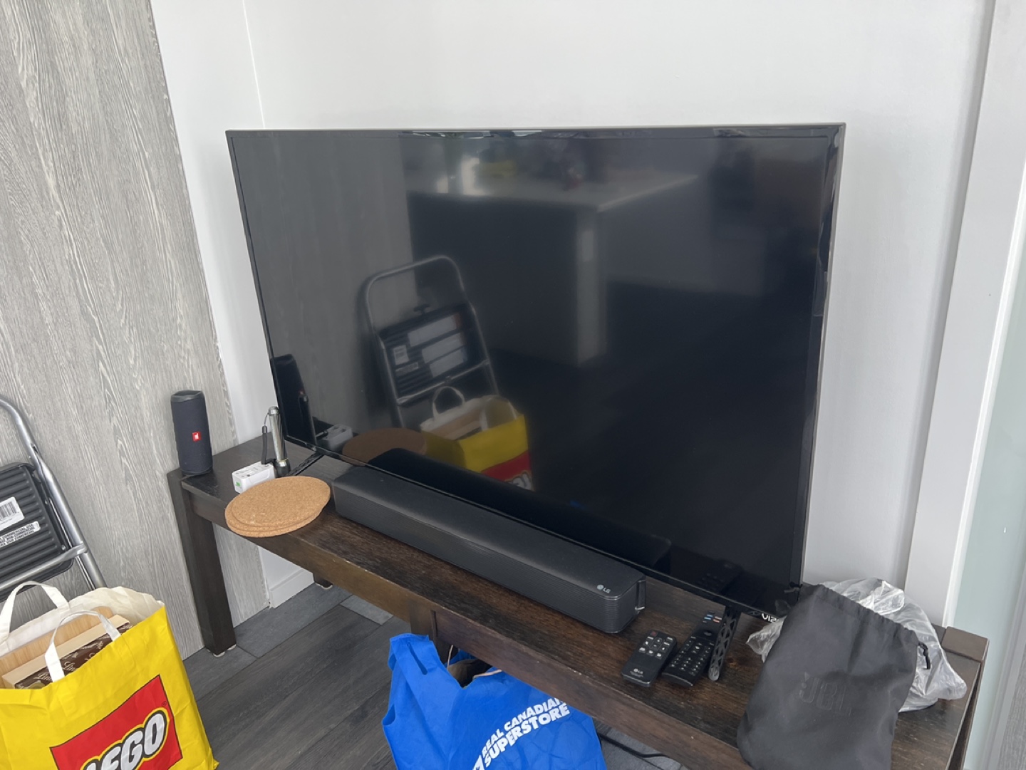 VIZIO 50 Inch Smart TV with LG Soundbar