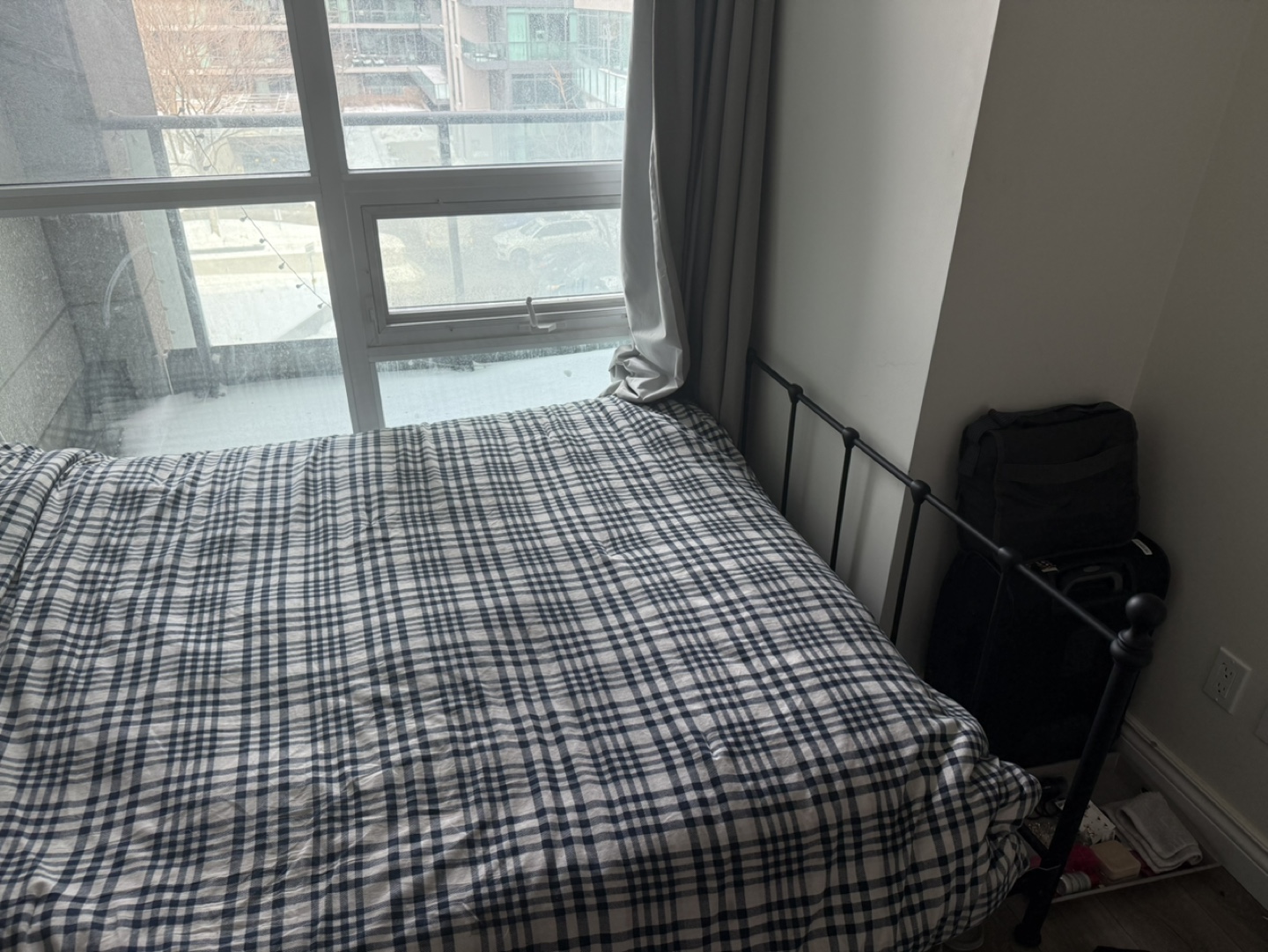 Metal Queen Bed Frame - photo 2