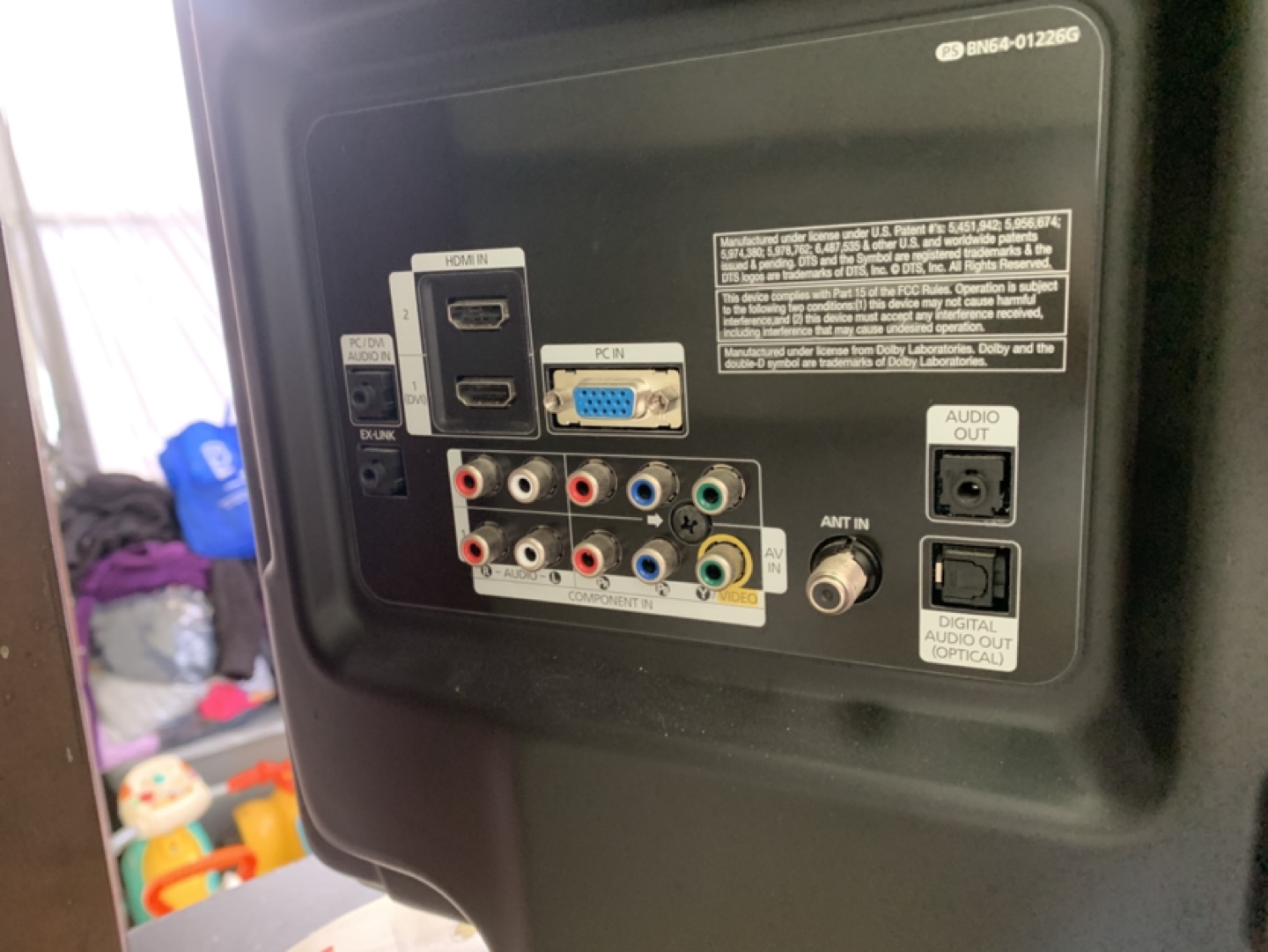 Samsung LCD HDTV - photo 2