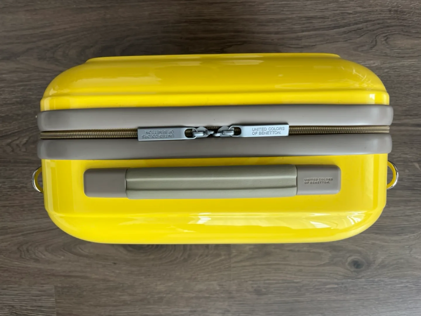 United Colors of Benetton Yellow Carry-on Suitcase image indicator(4)
