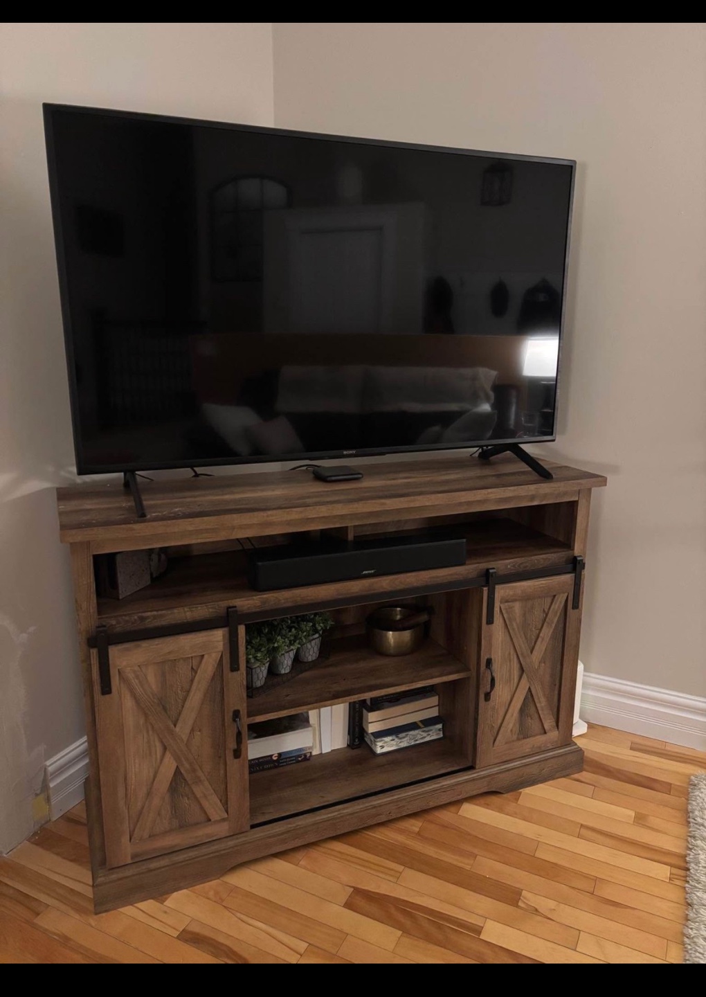 TV/Entertainment Unit