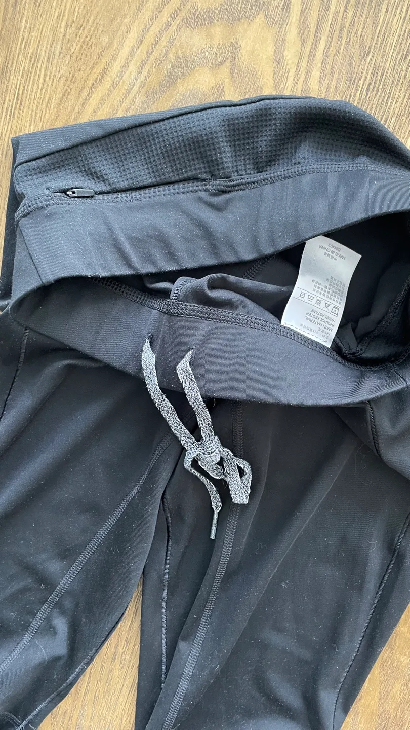 Adidas Women's Black & Grey Running Tights image indicator(5)