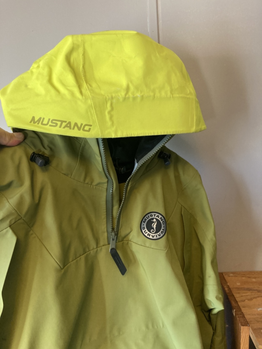 Mustang Survival dry top - photo 3