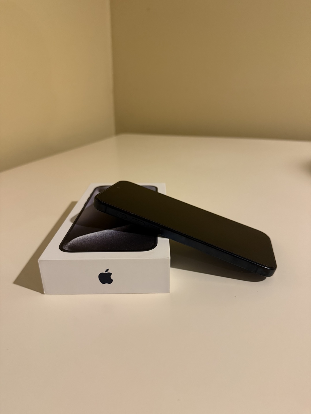 iPhone 15 Pro Max Blue Titanium - photo 2