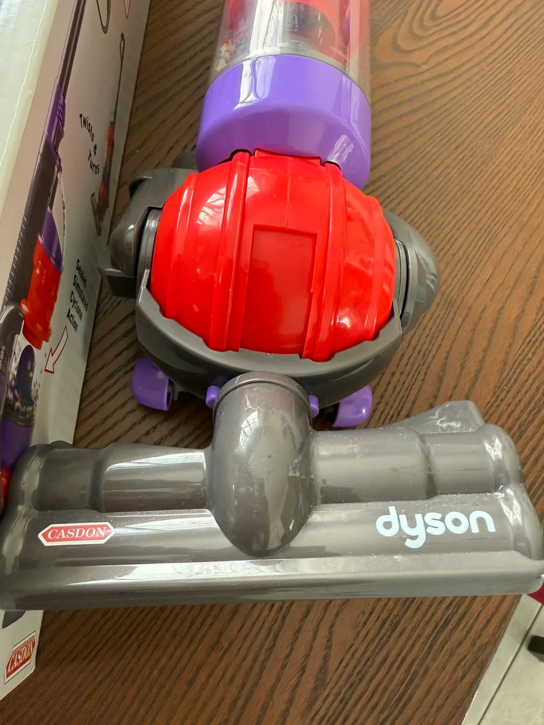 Dyson Toy Vacuum image indicator(5)