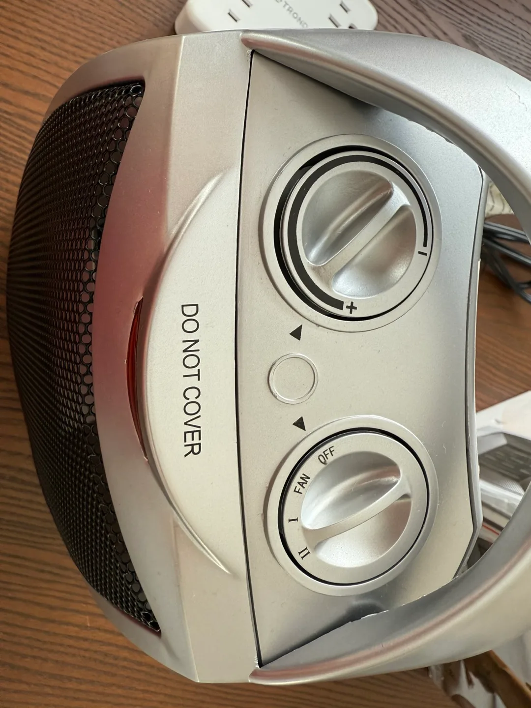 GiveBest 1500W Oscillating Ceramic Heater image indicator(8)