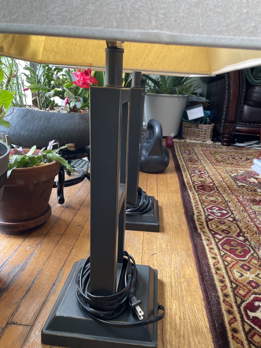 Pair of Dark Grey Table Lamps with Beige Shades - photo 4
