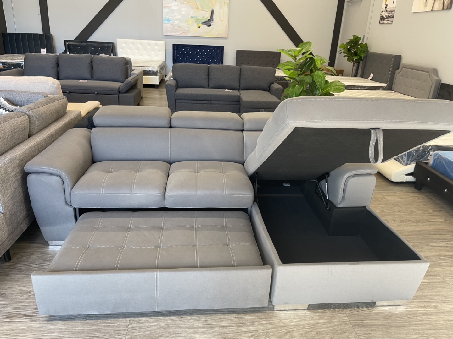 🤩Sectional Pull-Out Sofa with Storage!🤩‼️ - photo 2