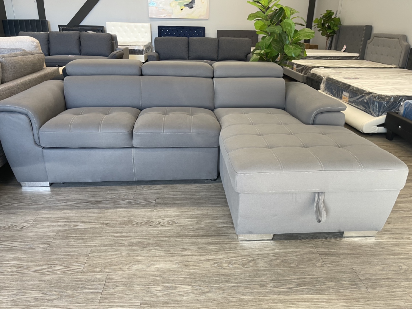 🤩Sectional Pull-Out Sofa with Storage!🤩‼️ - photo 4