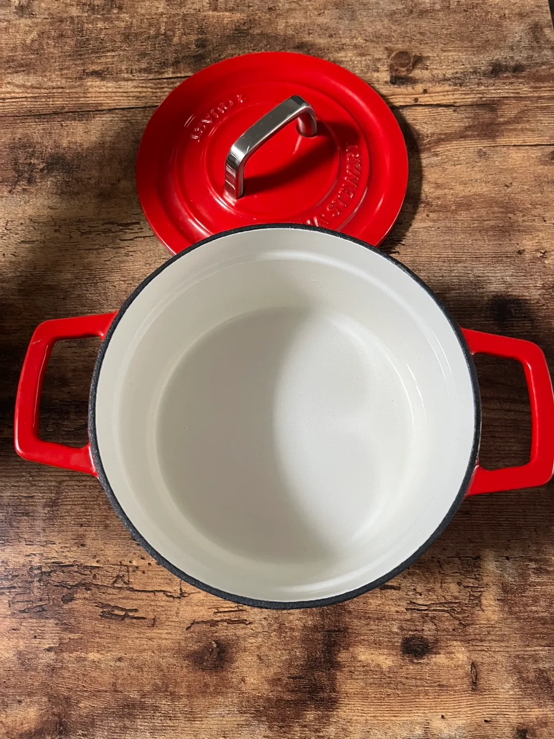 Martha Stewart Red Enamel Cast Iron Dutch Oven with Lid image indicator(3)