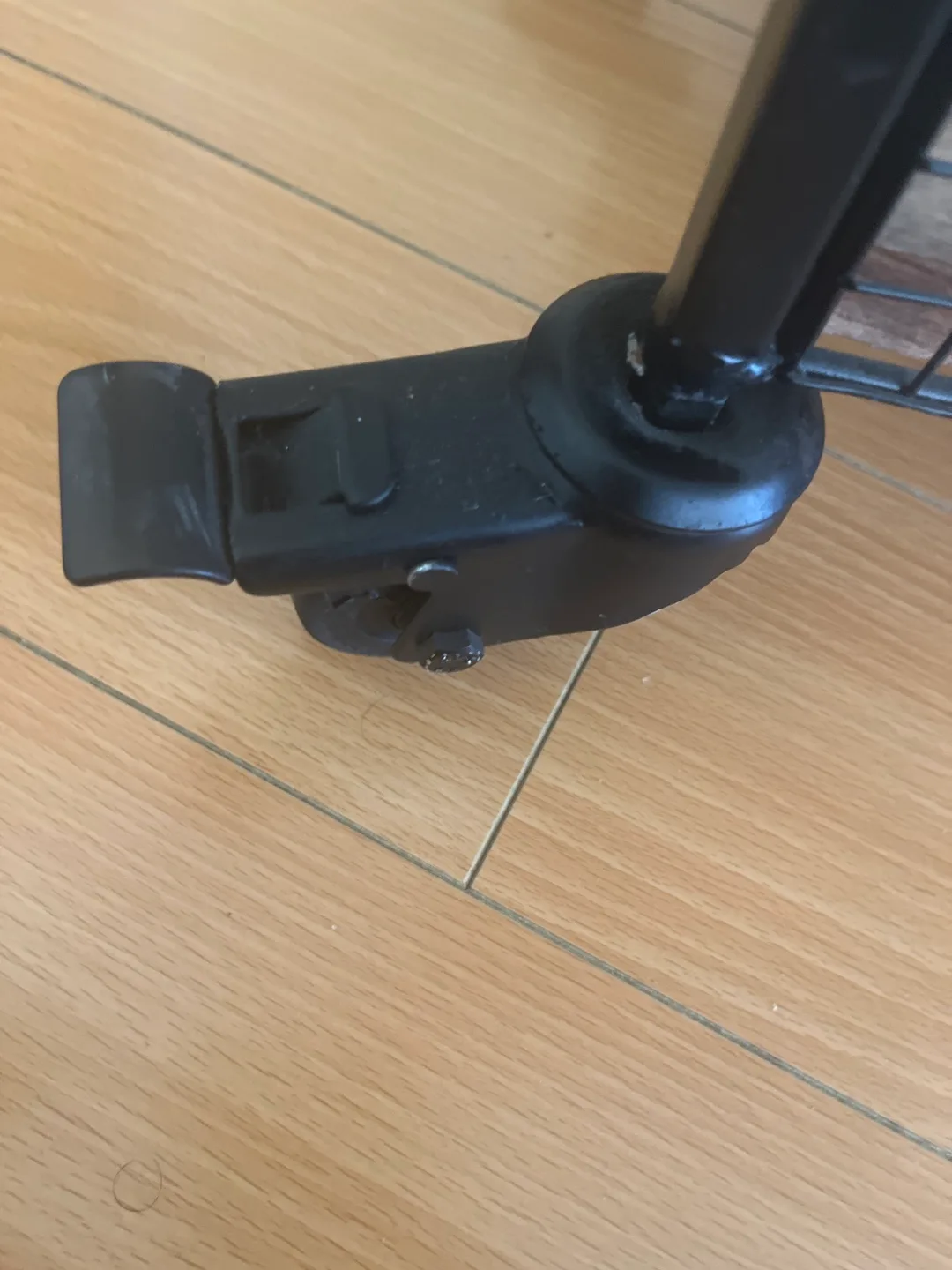 Three-Tier Rolling Cart with Wooden Shelves image indicator(3)