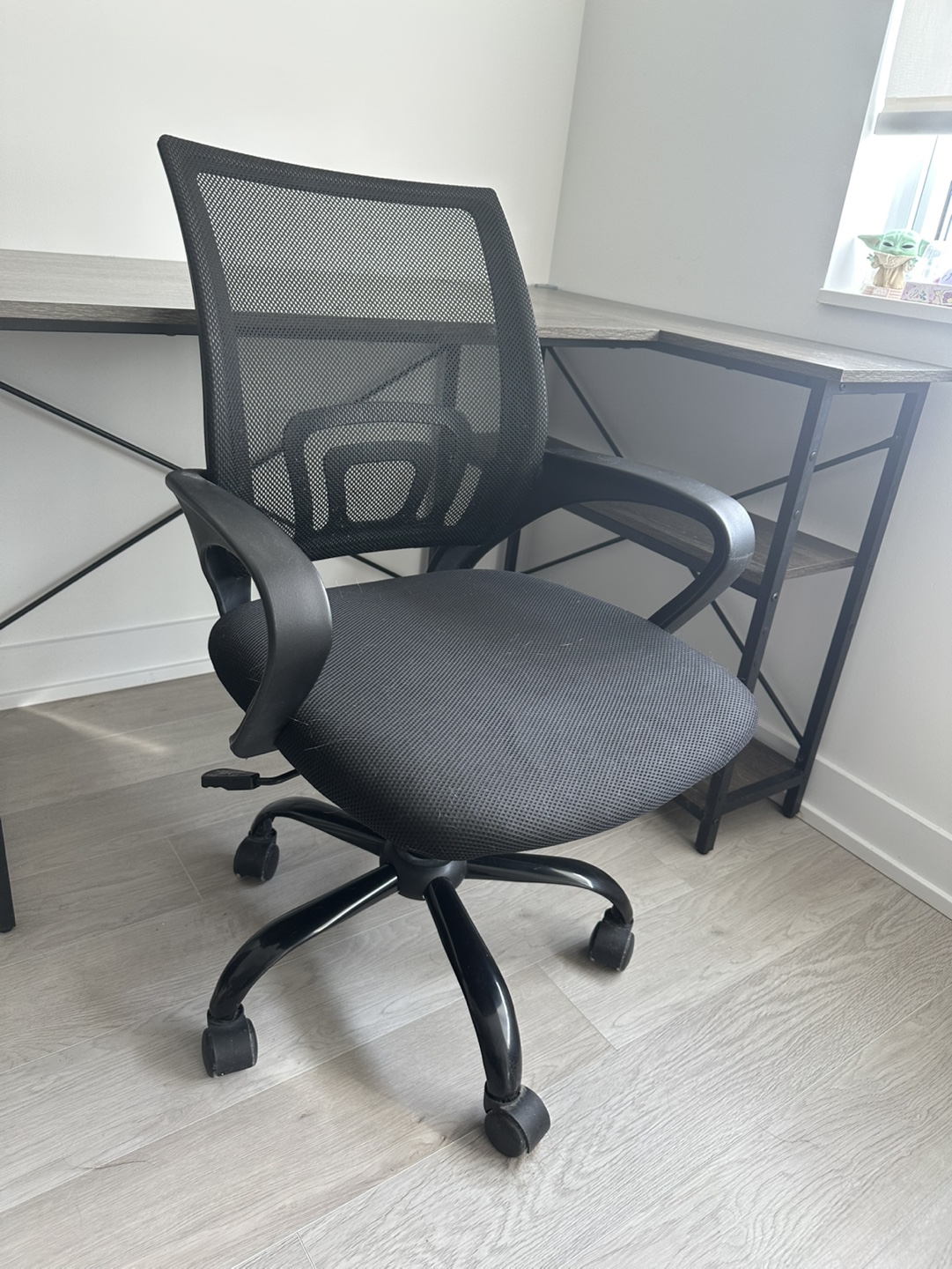 Like New Office Chair
