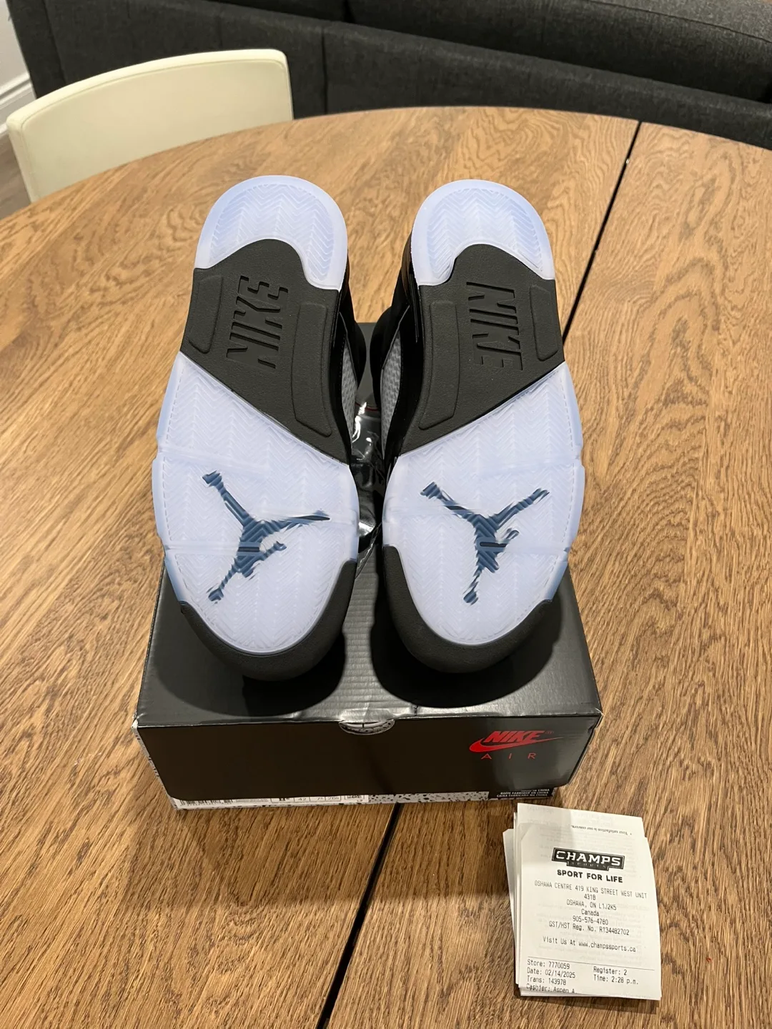 Jordan 5 Metallic Size 8.5 image indicator(5)