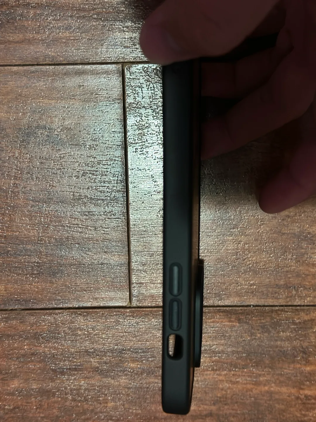 iPhone 14 Pro Max MagSafe Case image indicator(2)