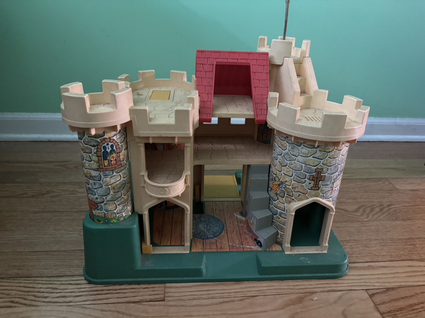 Vintage Fisher-Price Little People Castle Playset - photo 2