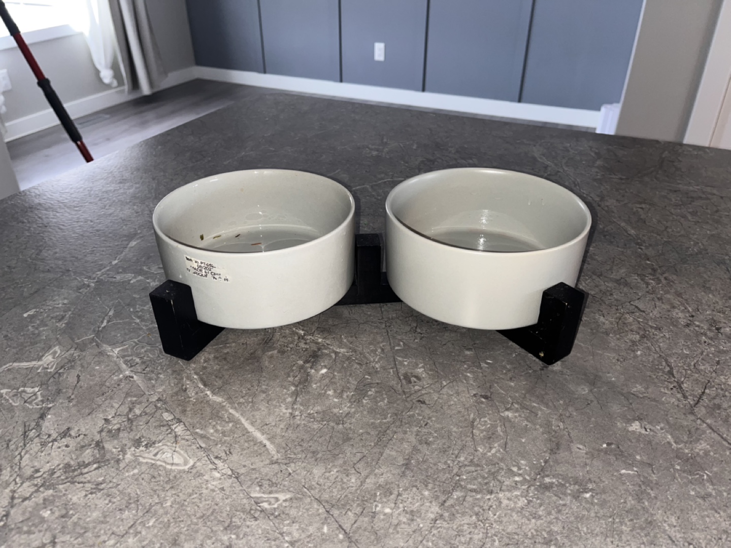 Elevated Dog Bowls - Ceramic Pet Feeder - photo 2
