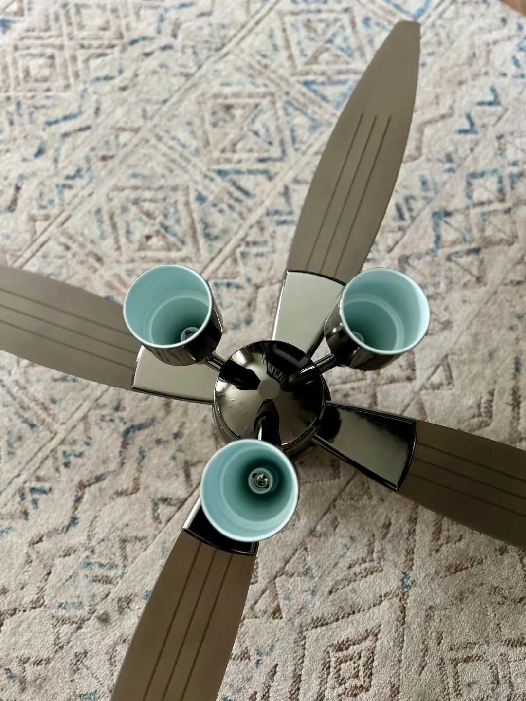 Modern 5-Blade Ceiling Fan with Lights image indicator(3)