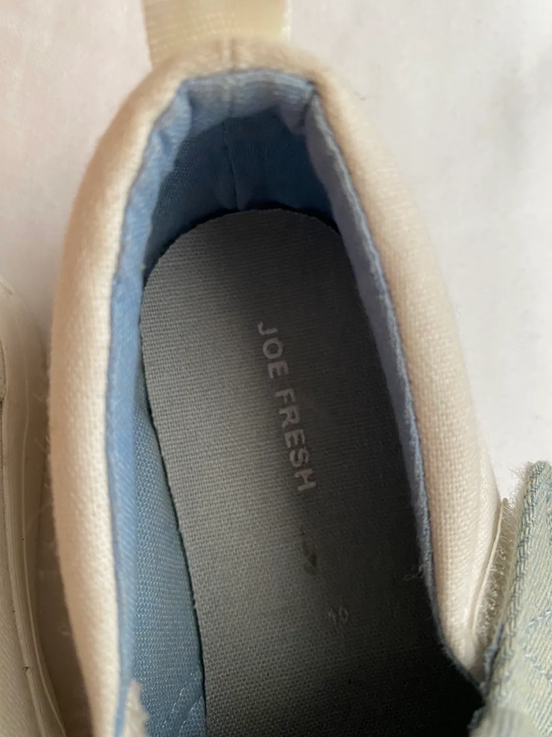 Cute Rainbow Little Kids shoes - Size 10 NEW image indicator(4)