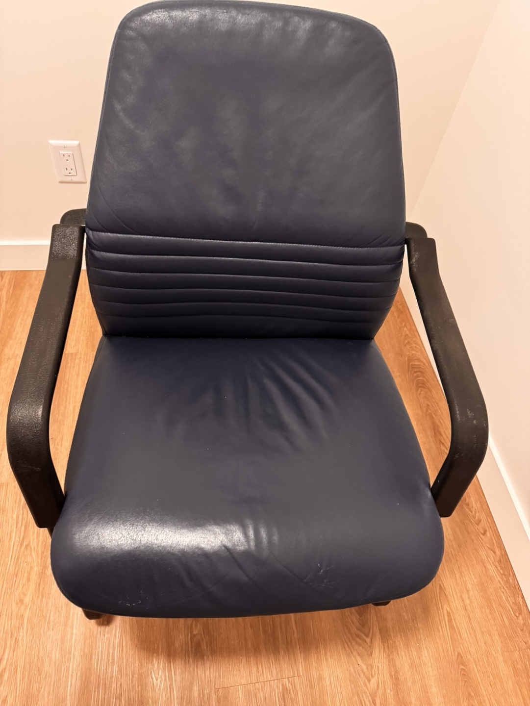 Dark Blue Leather Office Chair - photo 2