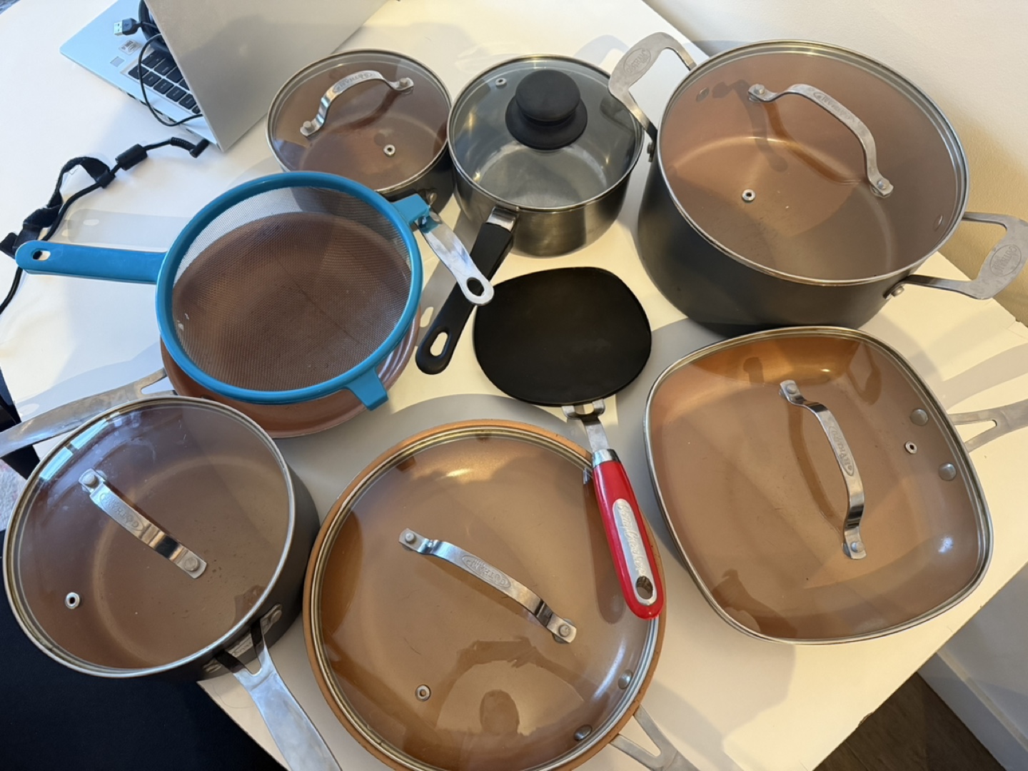 Large Kitchenware Bundle - Cookware, Bakeware & More! - photo 4