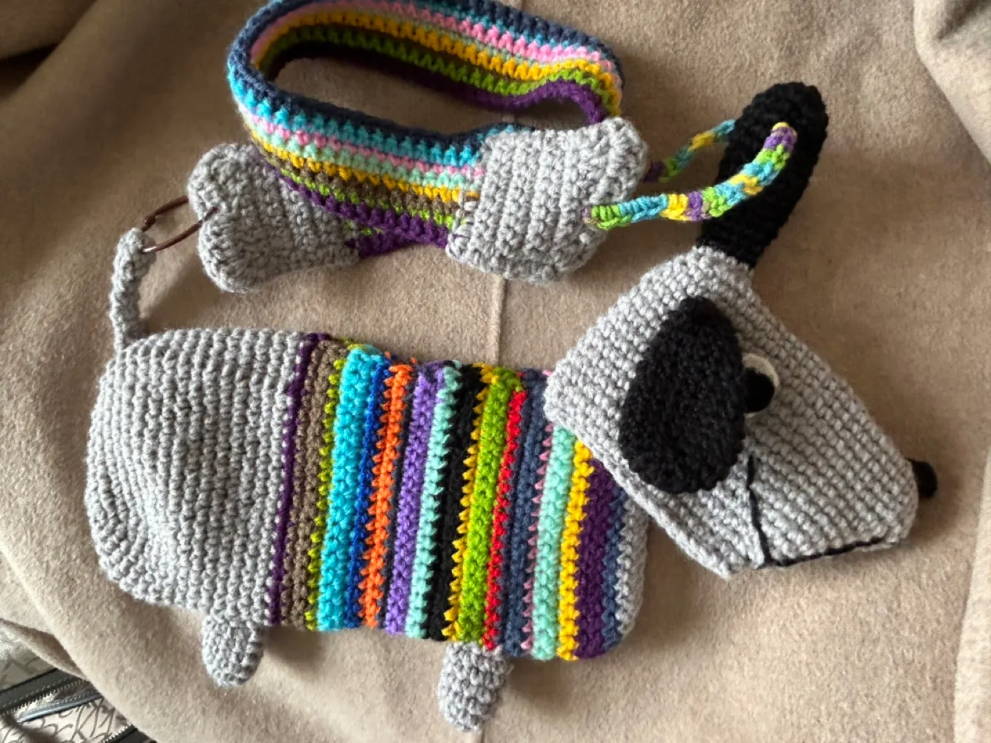 Adorable Crochet Doggy Shoulder Bag image indicator(7)