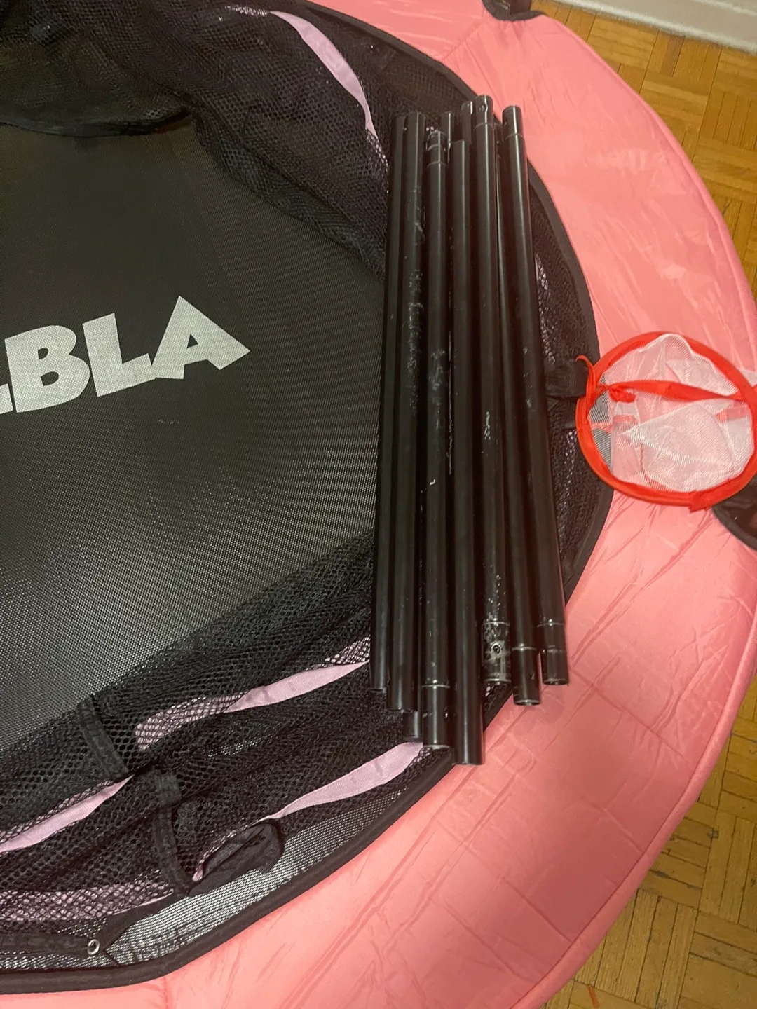 LBLA Pink Kids Trampoline with Safety Net and Foam Poles image indicator(2)