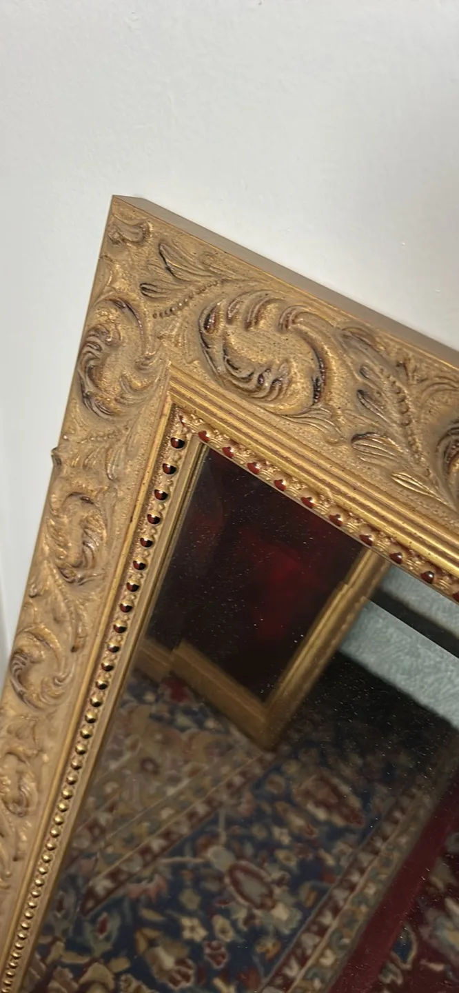Ornate Gold Framed Mirror image indicator(4)
