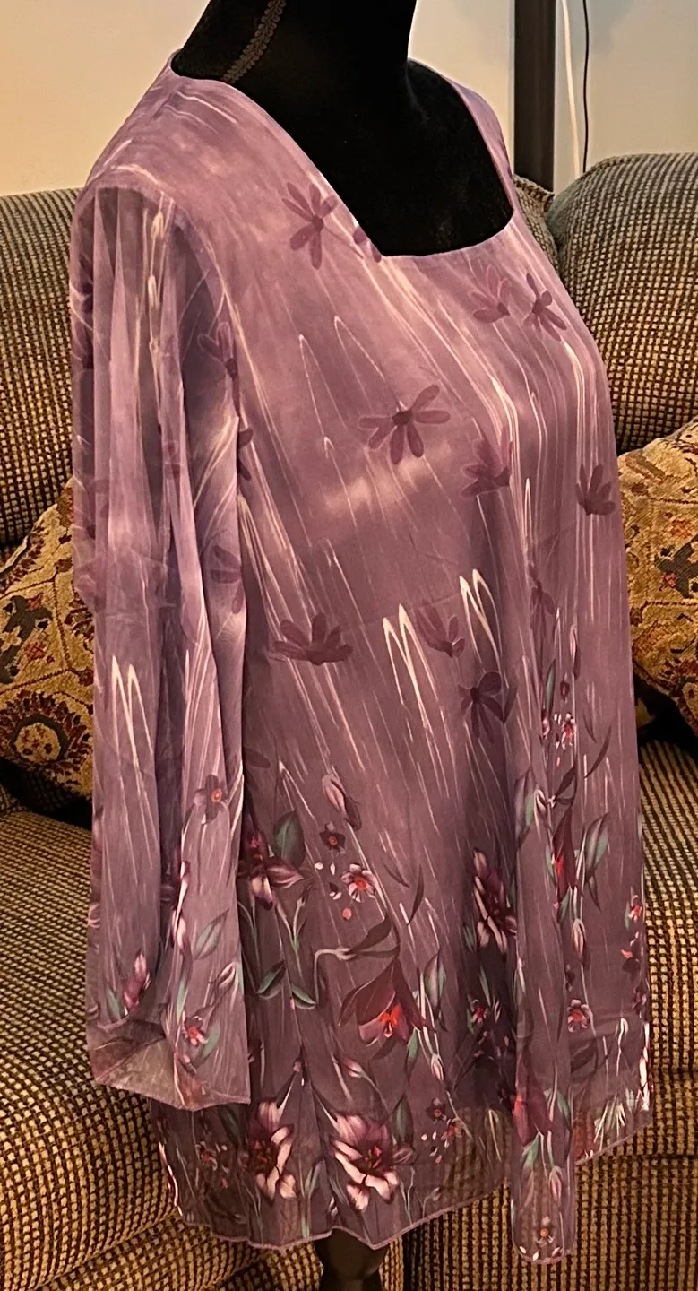 ✨✨Women's XXL Purple Floral Blouse image indicator(2)