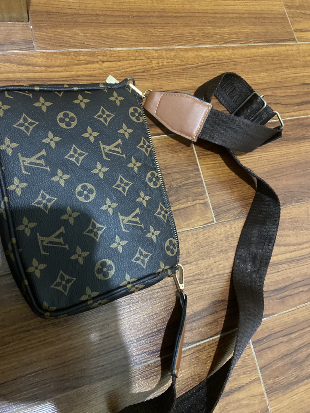 Brown Louis Vuitton Inspired Crossbody Bag - photo 4