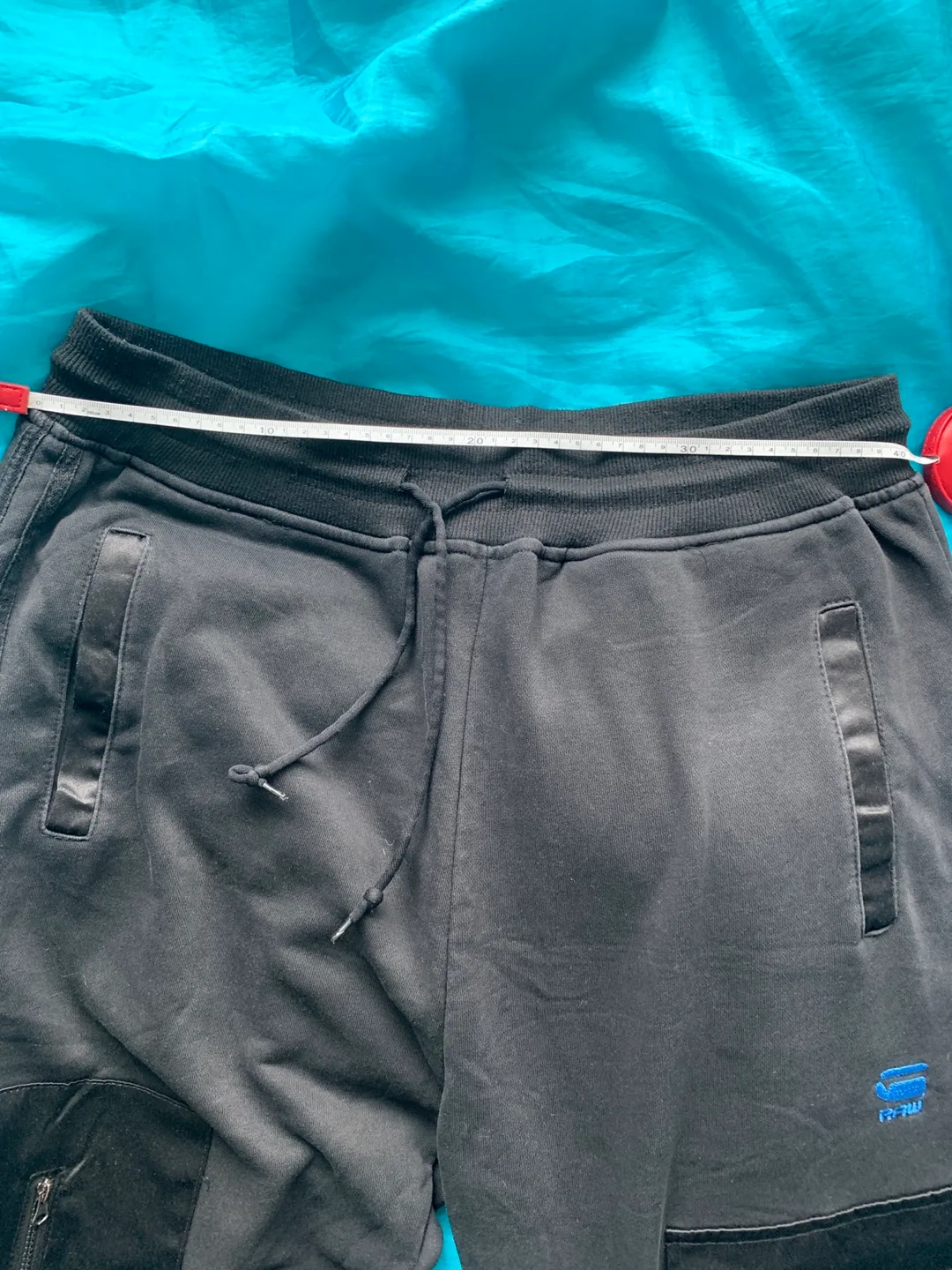 G-Star Raw Men's Black Joggers with Cargo Pockets image indicator(3)