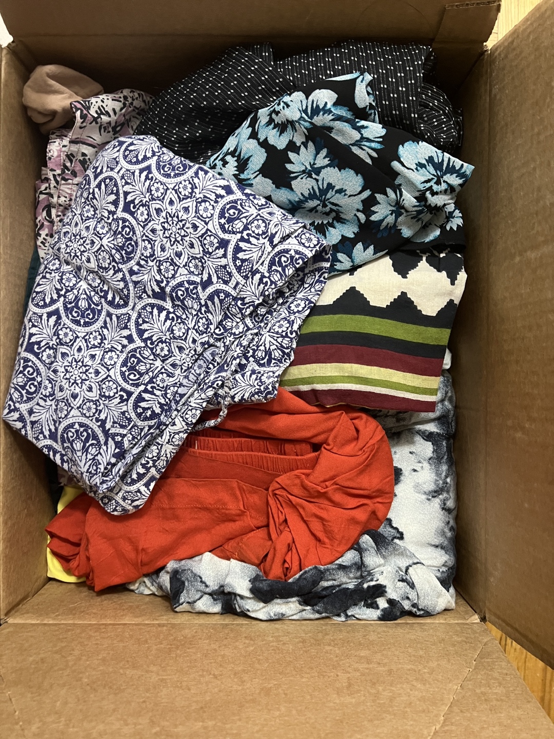 Bundle of summer Women's Clothing‼️ - medium size