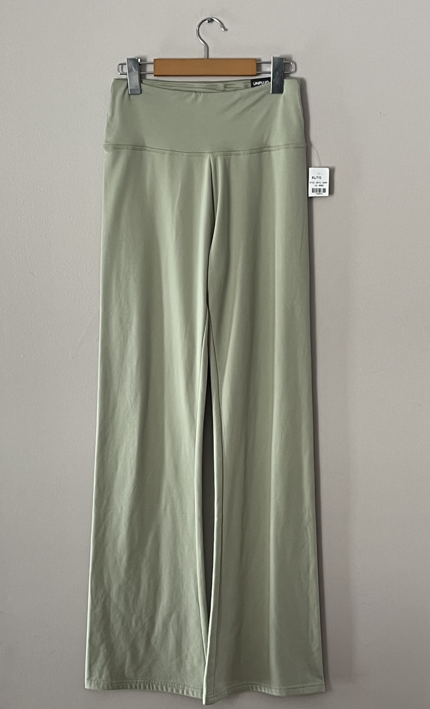 Unplug High-Waisted Leggings - Sage Green - Size XL