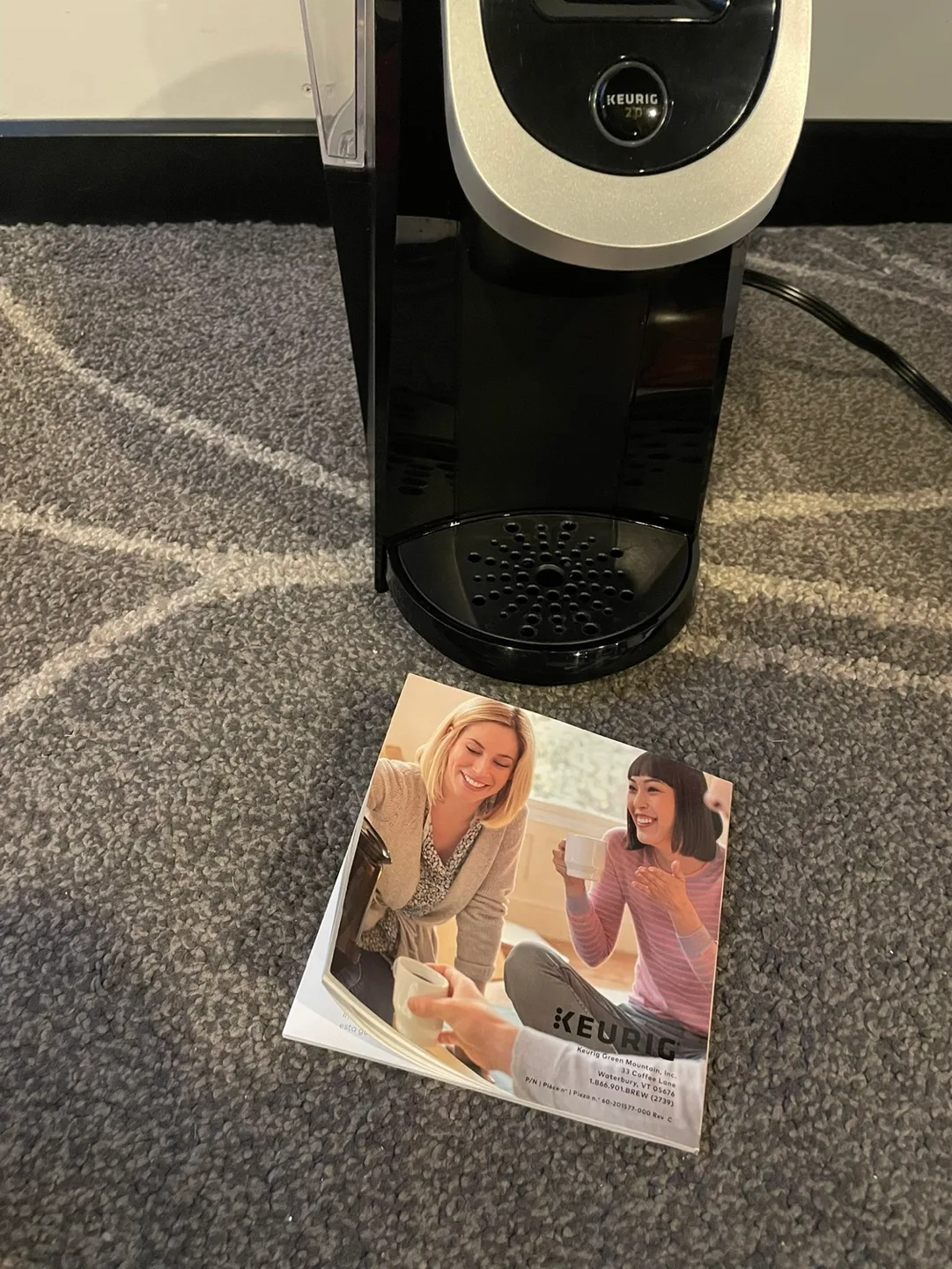 Keurig K200 Coffee Maker with Accessories image indicator(9)