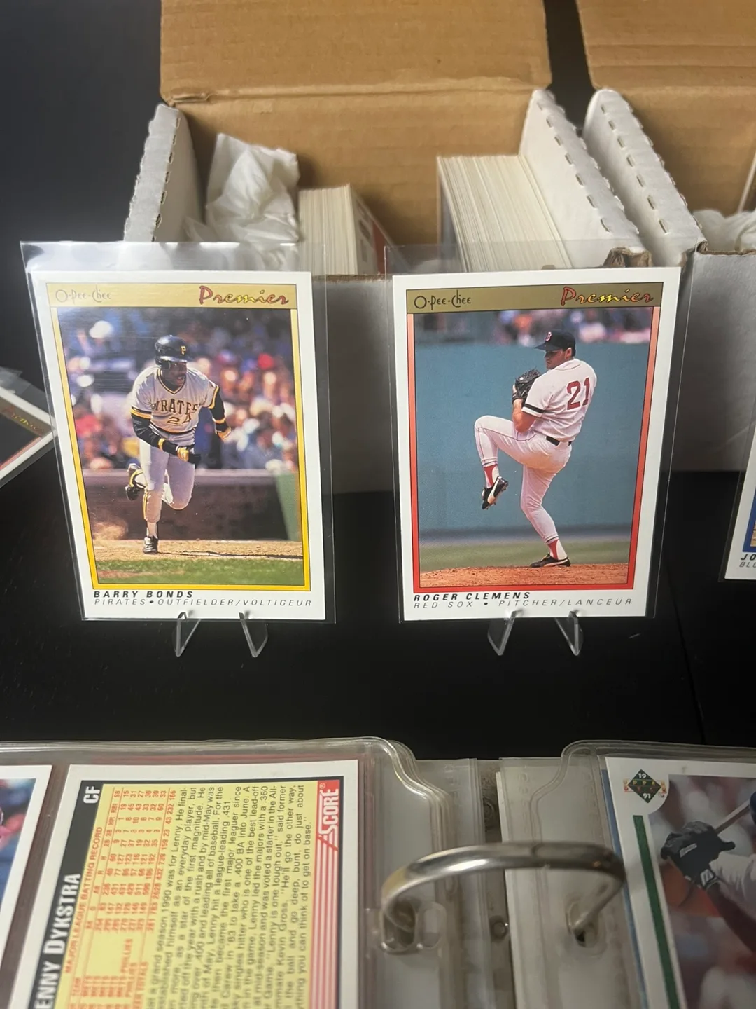 🔥FIRE Sale: Baseball Card LOT - (Pulled from the attic) image indicator(2)