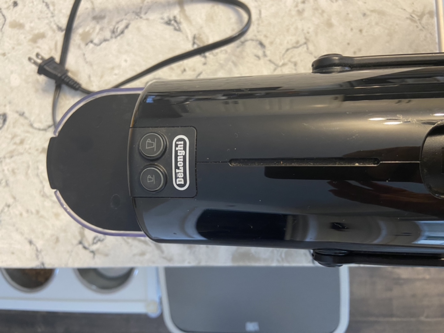 DeLonghi Nespresso Inissia Espresso Machine - Black - photo 2