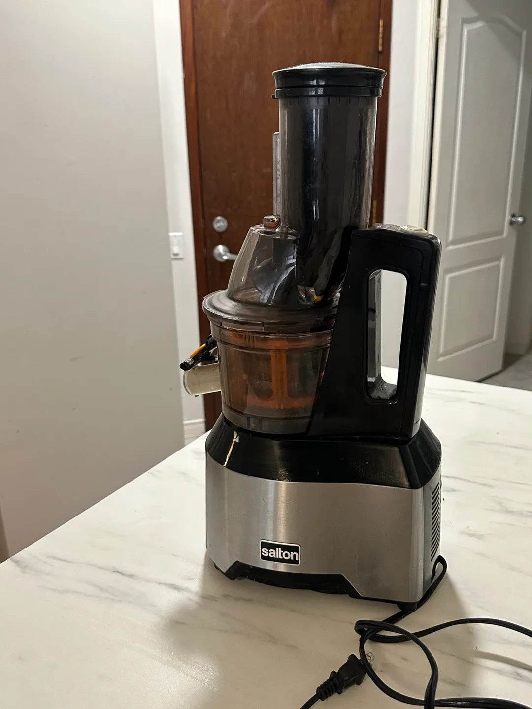 Salton Slow Juicer image indicator(2)