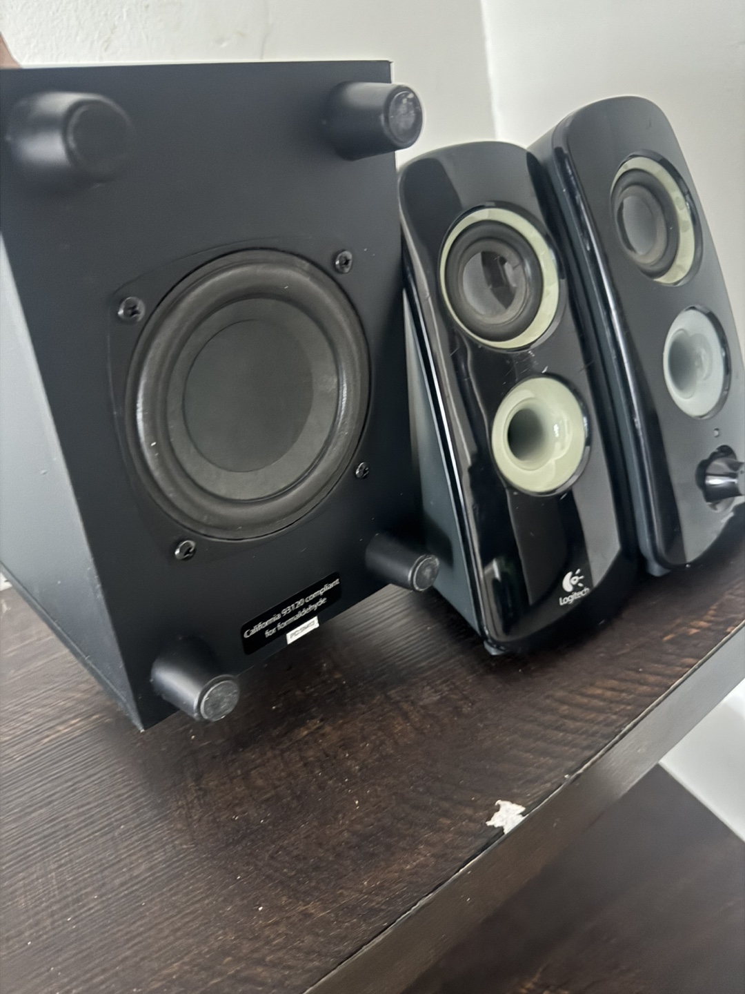 Logitech 2.1 Speaker System