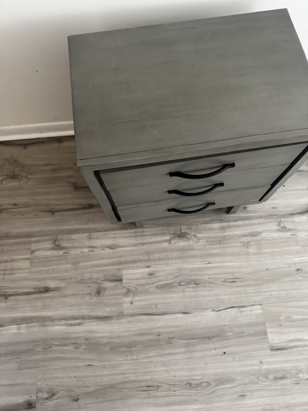 Mid-Century Modern Three-Drawer Dresser - photo 2