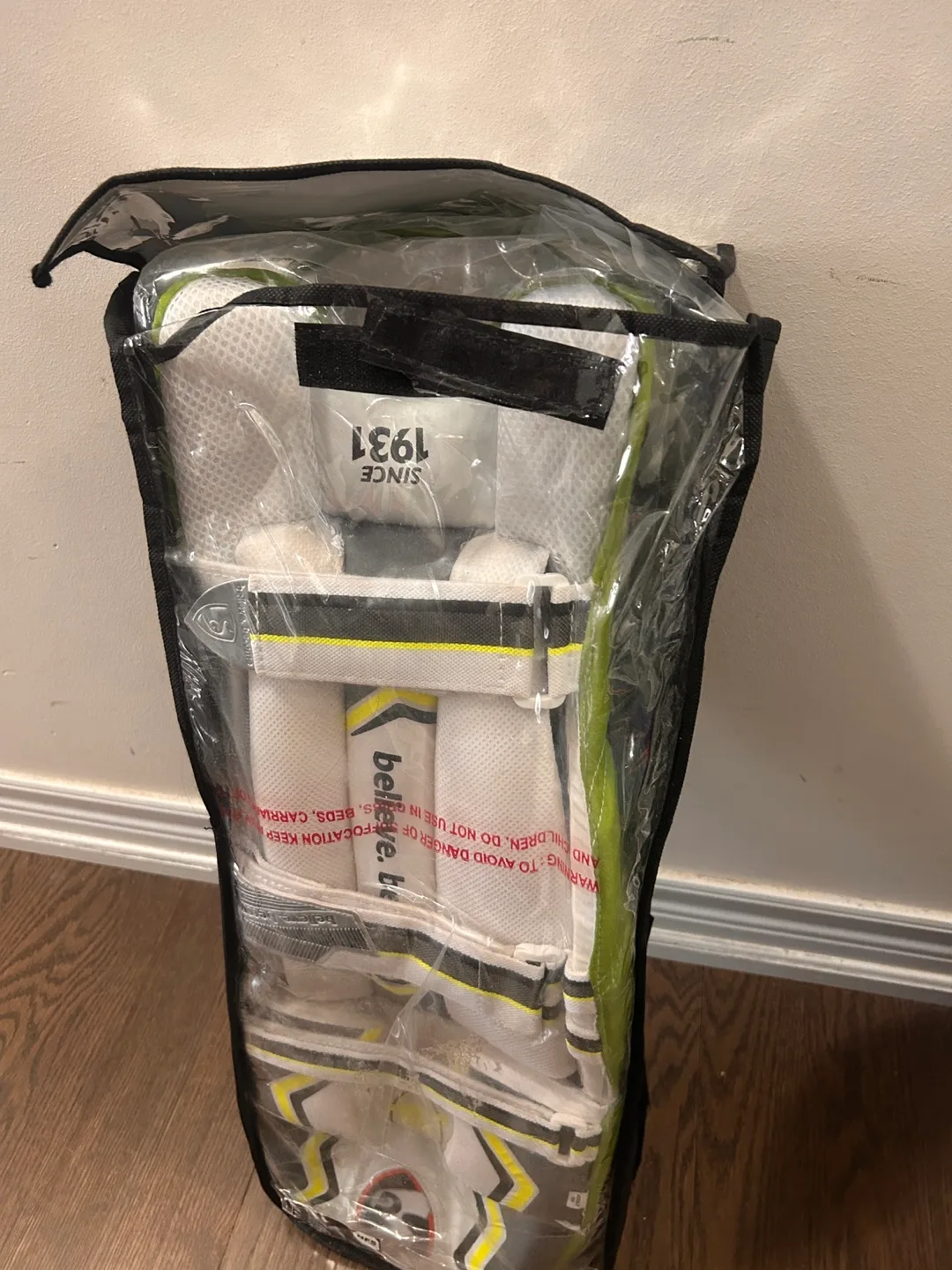 New SG Cricket Leg Guards image indicator(3)