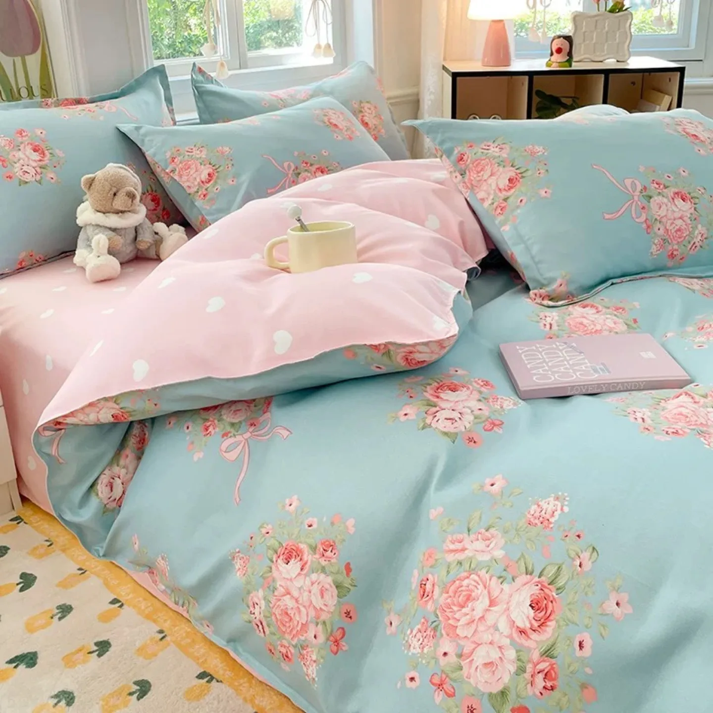 3-Piece Floral Bedding Set, Queen Size image indicator(4)