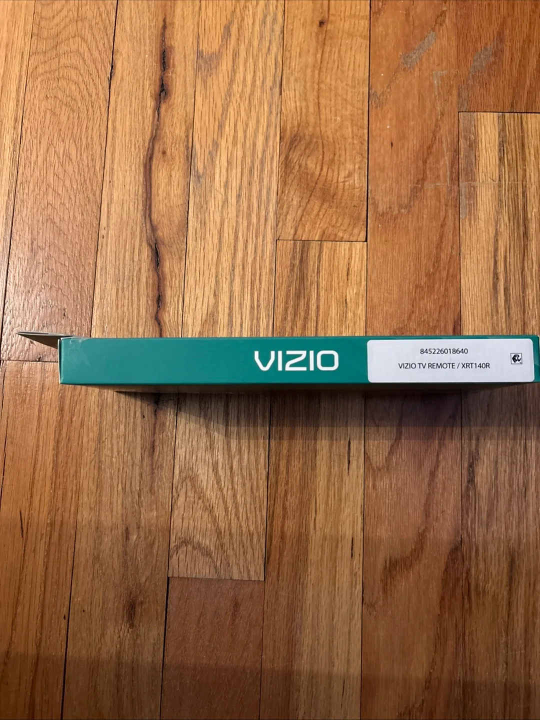 VIZIO TV Remote XRT140R New in Box image indicator(5)
