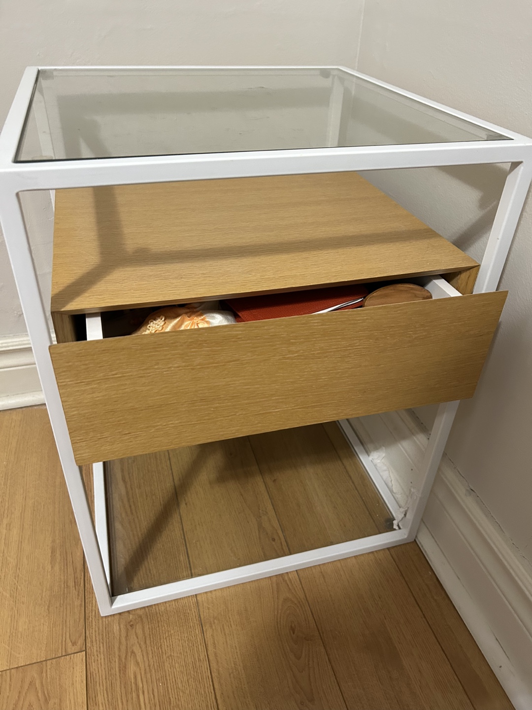 Structube - Modern White & Oak Nightstand with Glass Top - photo 4