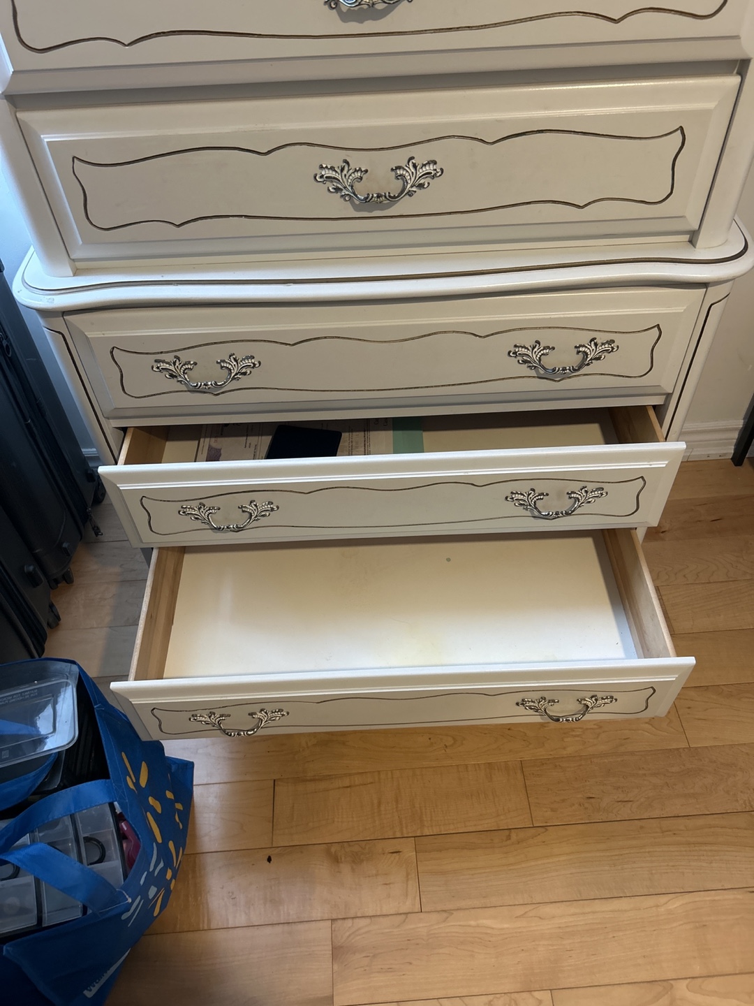 Elegant Off-White Double Dresser - photo 4