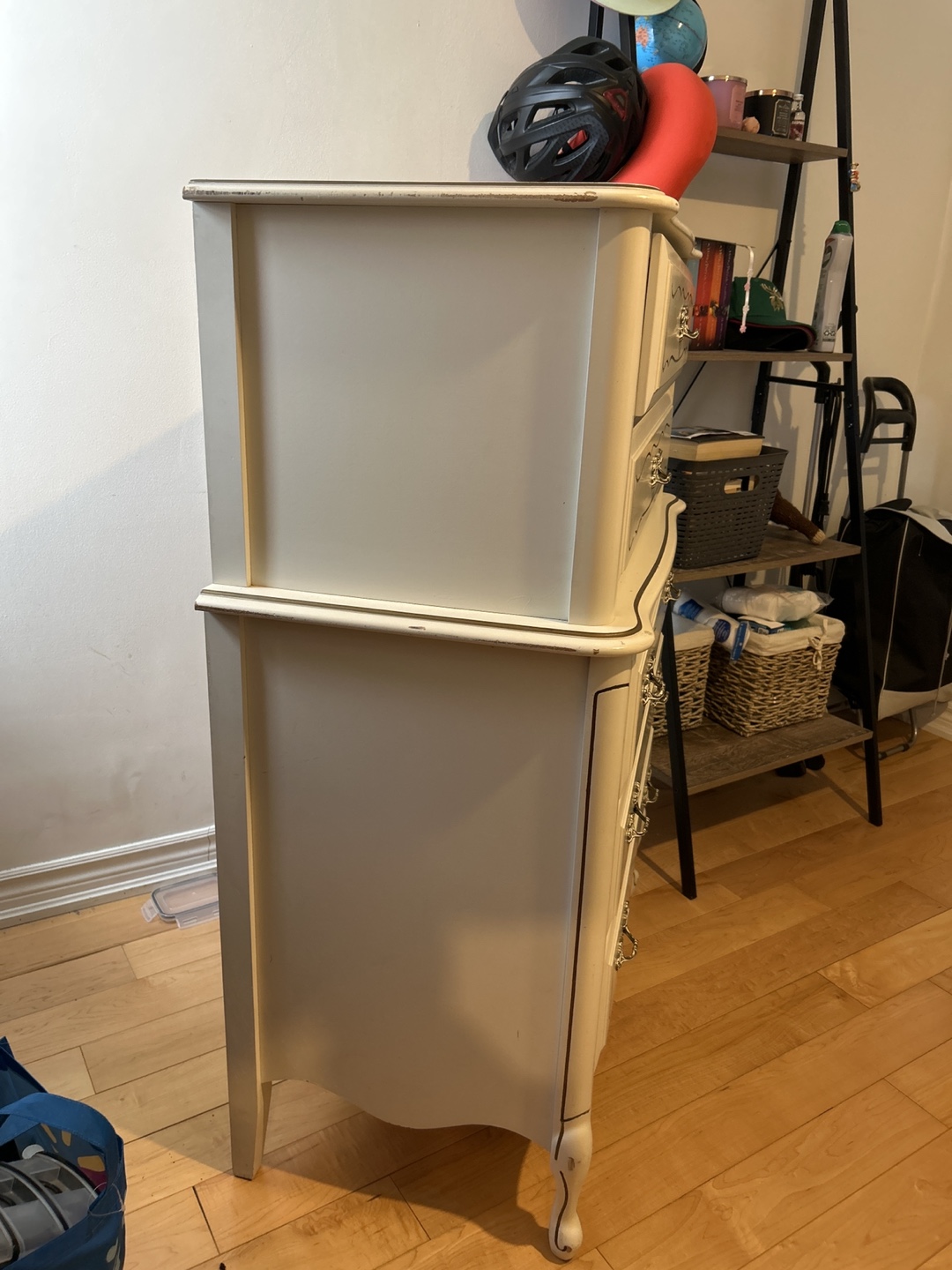 Elegant Off-White Double Dresser - photo 2