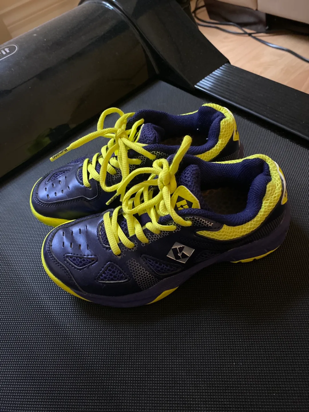 Kumpoo Kids' Indoor Court Shoes image indicator(3)