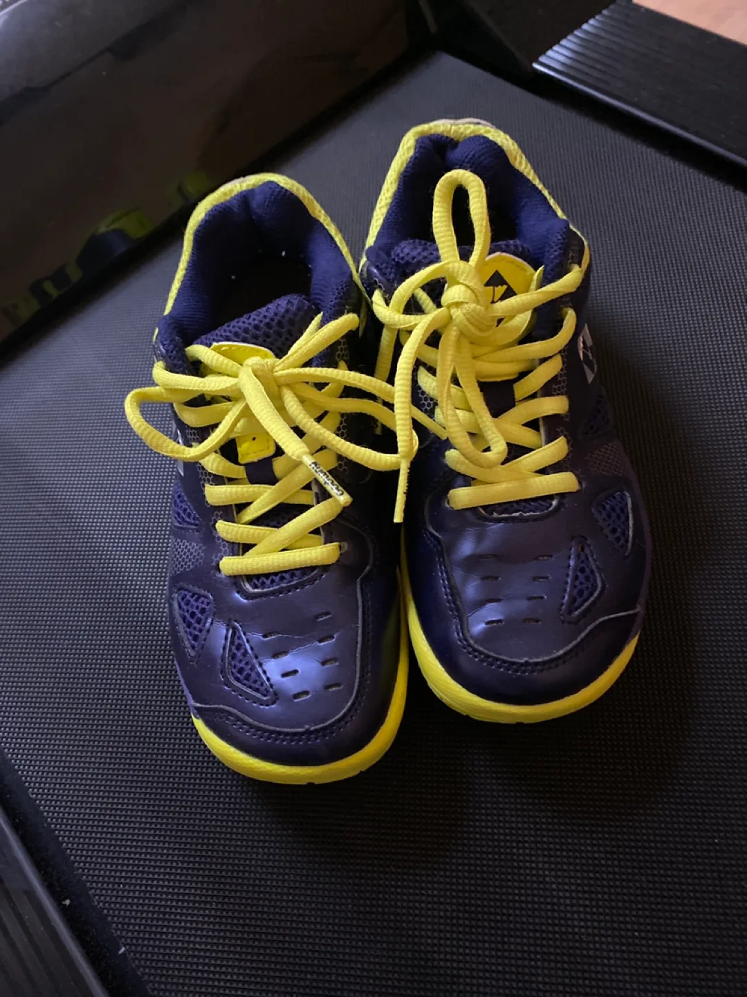 Kumpoo Kids' Indoor Court Shoes image indicator(2)